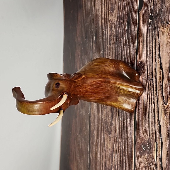 Vintage Carved Wood elephant - Picture 15 of 16